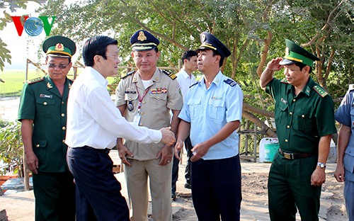 Chủ tịch nước Trương Tấn Sang thăm và làm việc tại An Giang - ảnh 2
